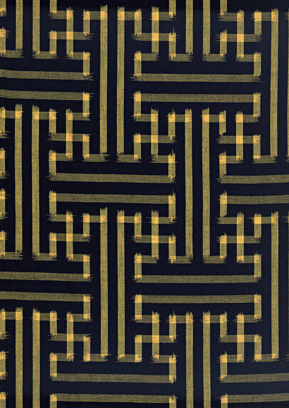 无人,竖图,室内,特写,白天,正面,神秘,静物,花纹,曲折,日本文化,弯曲,艺术,纹路,布,图案,纹理,直线,布纹,文化,传统,黄色,黑色,蜿蜒,严肃,布匹,庄重,迷宫,含蓄,肌理,沉静,中间色,彩图