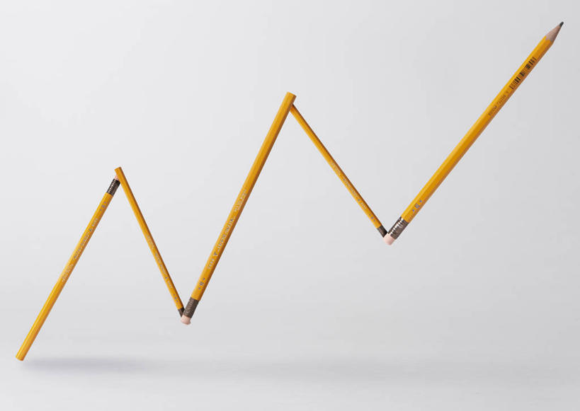 无人,横图,俯视,室内,特写,白天,白色背景,股票,数据,静物,一排,整齐,分析,曲线,笔,图表,办公用品,表格,文具,排列,铅笔,学习用品,K线图,金融,摄影,影棚,经济,文具用品,统计,五支,折线,队列,颈线,流通,贸易,K线,股价图,蜡烛图,彩图,高角度拍摄,影棚拍摄,拍摄,证券