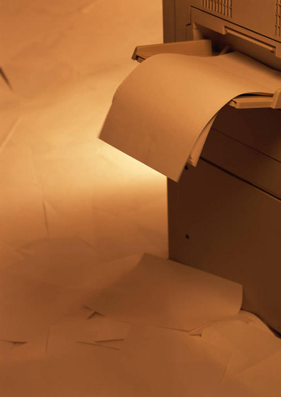 无人,竖图,俯视,室内,特写,白天,静物,一堆,许多,阴影,堆叠,堆积,反射,材料,档案,文件,影子,纸,办公用品,白色,扫描仪,手稿,资料,堆,扫描,办公设备,证明,文档,输出设备,彩图,高角度拍摄