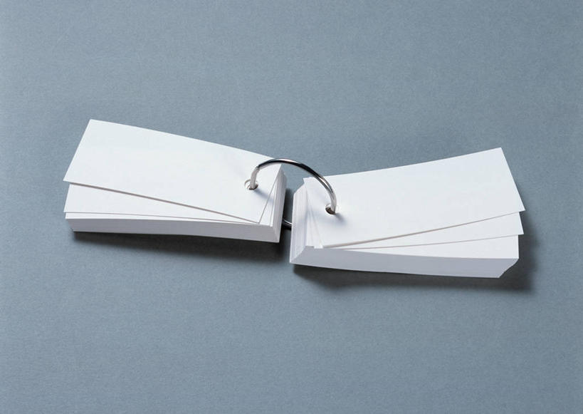 无人,横图,俯视,室内,特写,白天,静物,阴影,灰色背景,反射,纹路,纹理,影子,记事本,白色,本子,笔记本,打开,摄影,影棚,开启,肌理,空白,彩图,高角度拍摄,影棚拍摄,拍摄