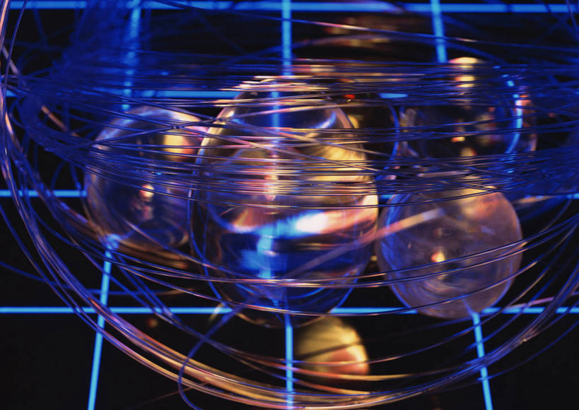 无人,横图,室内,白天,正面,数码,科技,阴影,光纤,网络,圆形,图形,圆,高光,几何,计算机图形,合成,蓝色,电脑合成图,数码合成图,光导纤维,合成图,数学,写实,具体,具象,传输介质,全反射,传导工具,彩图,几何图形,平面图形