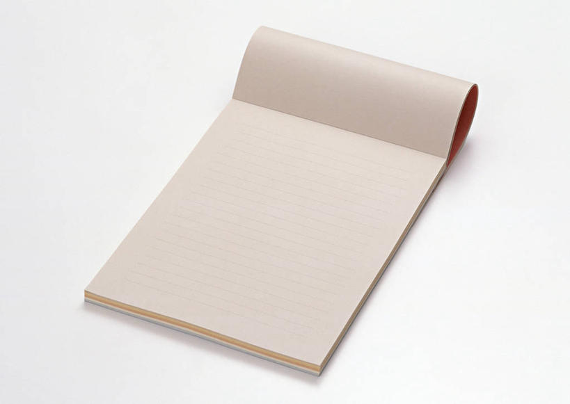 无人,横图,俯视,室内,特写,白天,白色背景,桌面,桌子,静物,阴影,反射,木制,影子,纸,稿纸,信纸,纸张,白色,便签纸,木制品,摄影,影棚,彩图,高角度拍摄,影棚拍摄,拍摄,速写纸,文稿纸,演算纸