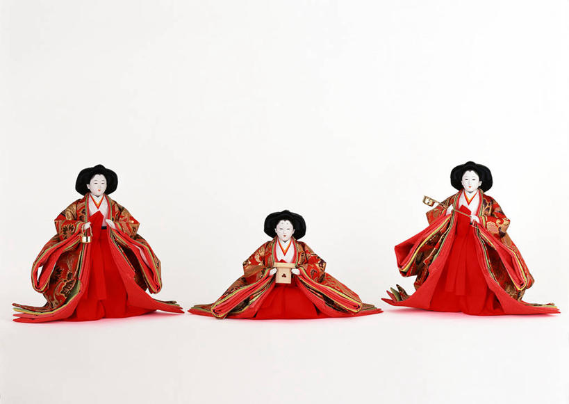 东方人,无人,三个人,站,坐,闭眼,横图,室内,特写,白天,白色背景,正面,民族服装,游戏,静物,玩具,亚洲,和服,节日,庆祝,日本文化,人偶,玩,黄种人,文化,娱乐,站着,庆典,休闲,益智,摄影,服饰,影棚,活动,纪念,发泄,消遣,智力,吴服,唐草,唐花,唐锦,宣泄,女儿节,年轻女性,女人,女性,亚洲人,闭眼睛,闭着眼,闭着眼睛,玩耍,嬉戏,站立,坐着,彩图,全身,影棚拍摄,传统服装,民俗服,拍摄,雏祭,上巳,雏人偶