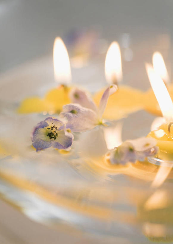 无人,竖图,室内,特写,白天,正面,热情,火,蜡烛,朦胧,模糊,火焰,燃烧,香薰,放松,芳香疗法,舒心,舒缓,养颜,减压,烛炬,香薰疗法,彩图,香薰蜡烛