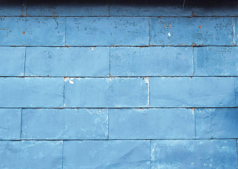 无人,横图,室外,特写,白天,正面,建材,建筑,静物,生锈,透明,钢材,纹路,金属,材料,纹理,墙,墙壁,墙面,蓝色,建造,镀锌钢板,钢板,腐蚀,侵蚀,镀锌,肌理,理智,沉静,冷色,高深,冷淡,腐化,锈迹斑斑,彩图,镀锌板,防腐