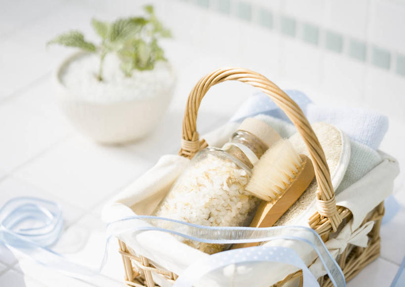 无人,交叉,横图,俯视,室内,特写,白天,植物,桌面,桌子,竹子,阴影,竹制,朦胧,模糊,编织,反射,木制,纺织物,罐子,篮子,盆栽,丝绸,丝带,影子,缎带,盆景,玻璃制品,绸带,一个,绿色,自然,玻璃瓶,木制品,瓶子,竹篮,毛巾,清洁,生长,单个,成长,竹条,保暖,交织,竹制品,透气,防水,穿插,储水,耐磨,吸水,彩图,高角度拍摄