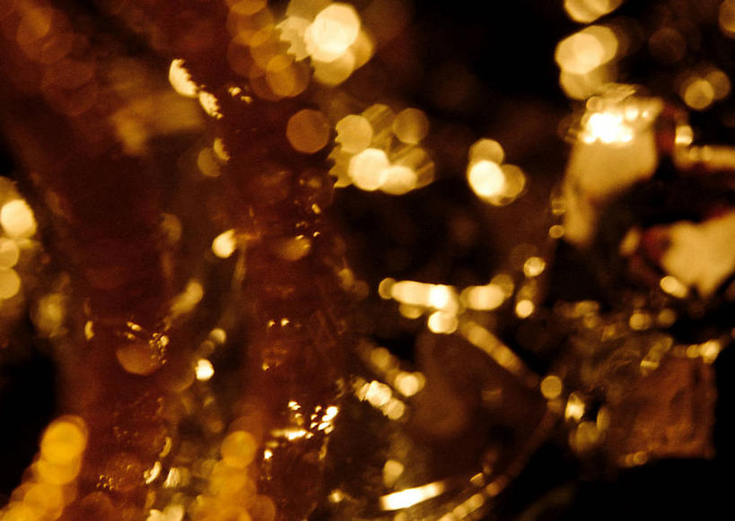 无人,横图,室内,特写,白天,正面,抽象,数码,科技,阴影,黑色背景,朦胧,模糊,光线,网络,影子,高光,几何,计算机图形,合成,黄色,橙色,夸张,刺眼,耀眼,虚幻,电脑合成图,数码合成图,合成图,深奥,刺目,扎眼,空幻,彩图