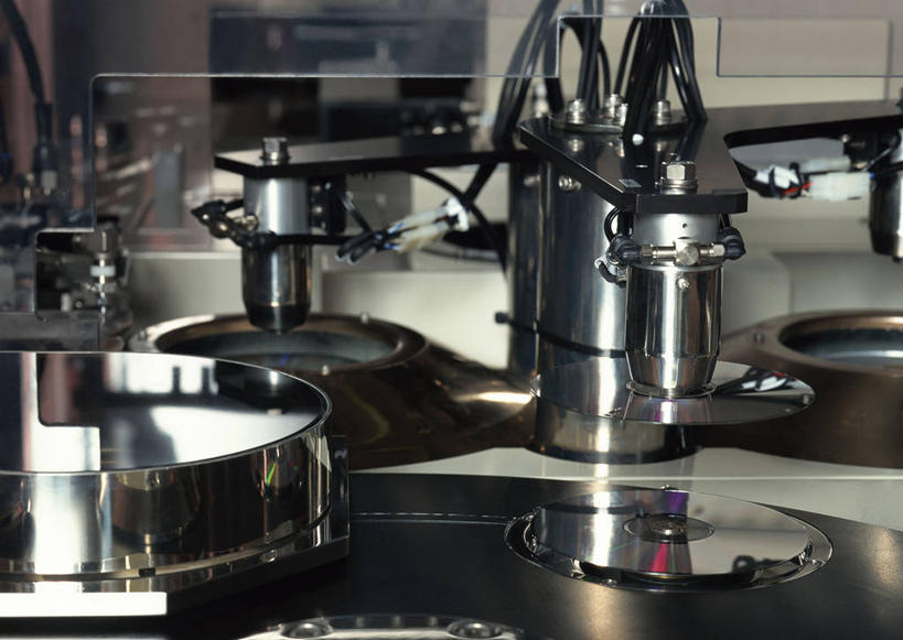 无人,工厂,搬运,横图,室内,特写,白天,正面,车间,流水线,静物,金属制品,朦胧,模糊,传输,金属,运输,传送带,便利,传送,载具,传输带,方便,彩图,制造厂