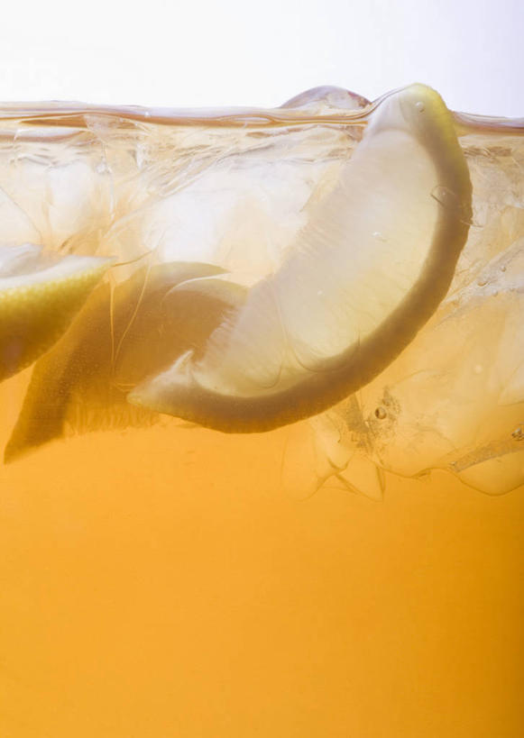 无人,竖图,室内,特写,白天,白色背景,正面,幸福,茶,柠檬,杯子,水果,新鲜,冰,生食,冰块,茶叶,食品,果实,一杯,娱乐,冷冻,玻璃制品,食物,一个,水杯,享受,休闲,温馨,放松,寒冷,乐趣,摄影,有机食品,绿色食品,影棚,大麦茶,冷藏,单个,大麦,冰冷,提神,舒适,醒脑,保鲜,玻璃杯,益母果,柠果,彩图,影棚拍摄,拍摄