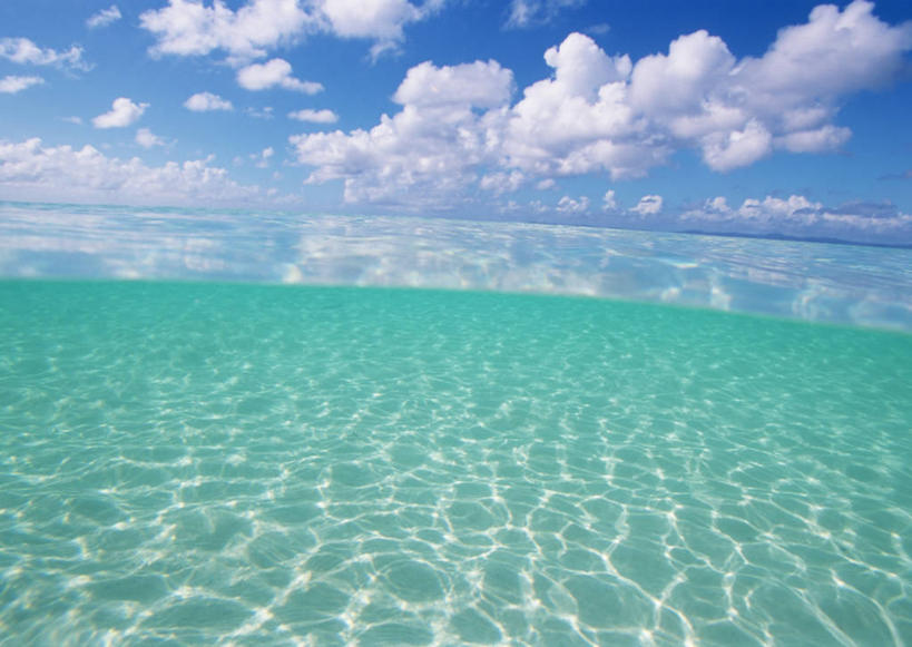 无人,横图,室外,白天,正面,旅游,度假,海浪,海洋,美景,日本,亚洲,阴影,光线,影子,景观,浪花,水平线,云,云朵,辽阔,海平线,云彩,娱乐,冲绳,蓝色,白云,蓝天,天空,阳光,自然,海水,天,享受,休闲,广阔,景色,放松,晴朗,一望无际,冲绳县,自然风光,海景,东亚,琉球群岛,日本国,九州地方,八重山群岛,无边无际,一马平川,大海,风浪,海,海水的波动,近岸浪,涌浪,晴空,彩图,竹富町,八重山郡,水天相接,水天一线