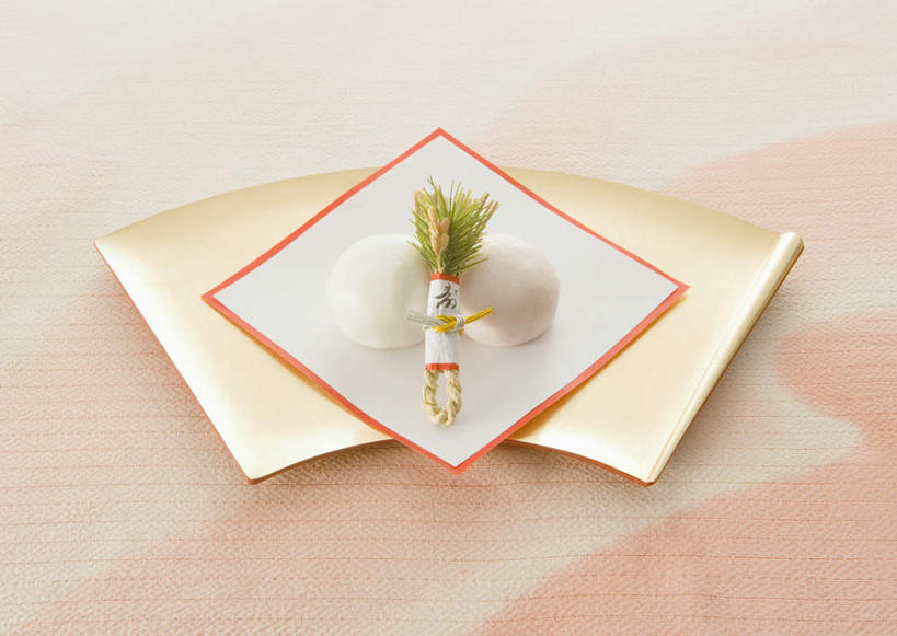 点心,无人,横图,俯视,室内,特写,白天,植物,松树,餐具,阴影,装饰,反射,碟子,盘,影子,料理,食品,面点,馒头,美食,食物,两个,绿色,自然,盘子,碟,中式,生长,成长,华丽,修饰,点缀,坚定,衬托,美观,雅致,雅观,长寿,贞洁,彩图,高角度拍摄