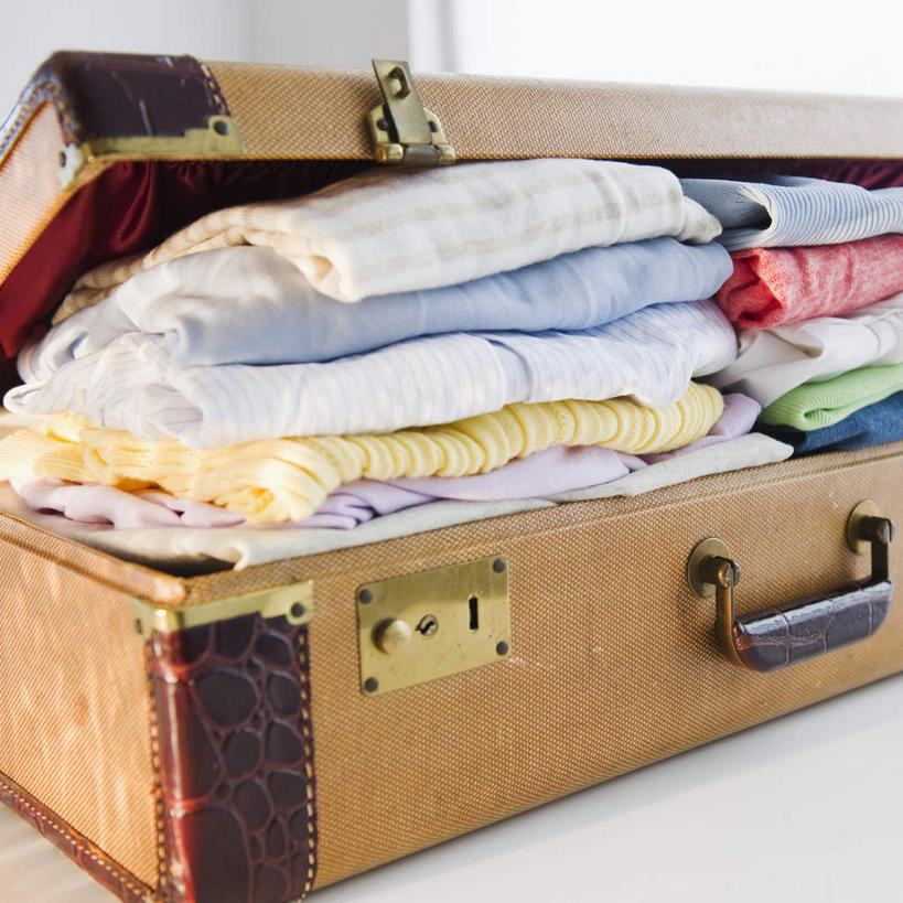 无人,方图,室内,特写,白天,白色背景,正面,静物,手提箱,一堆,阴影,堆叠,堆积,服装,反射,纺织物,旅行箱,影子,拥堵,拥挤,一个,衣服,容器,行李箱,箱子,毛巾,清洁,摄影,服饰,影棚,单个,储藏,堆,保暖,出差,衣着,储存,穿着,透气,防水,衣饰,储水,耐磨,吸水,彩图,影棚拍摄,旅行,拍摄,贮存