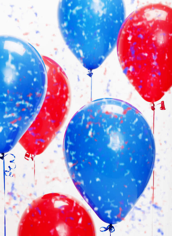 无人,竖图,彩色,室内,特写,白天,白色背景,正面,静物,许多,装饰,塑料,纸屑,很多,红色,蓝色,气球,塑料制品,橡胶,摄影,影棚,五颜六色,华丽,修饰,碎纸,点缀,五彩缤纷,碎纸条,橡胶制品,衬托,美观,雅致,雅观,绚烂,五彩纸屑,彩图,影棚拍摄,拍摄