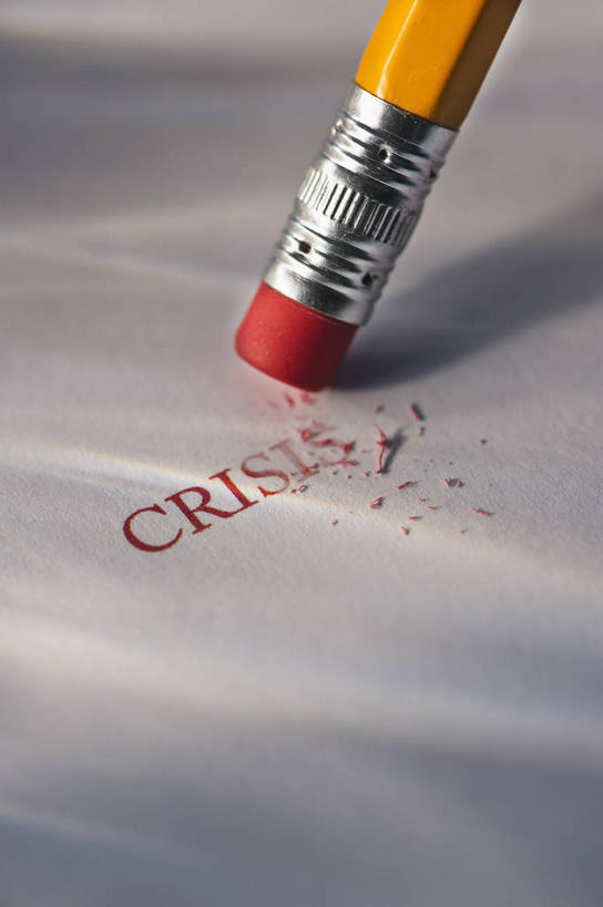 无人,竖图,俯视,室内,特写,白天,白色背景,桌面,桌子,静物,擦,阴影,反射,英文,笔,标志,文字,影子,字符,字母,办公用品,标识,文具,红色,铅笔,橡皮,学习用品,橙色,擦拭,摄影,影棚,英文字母,文具用品,橡皮擦,一支,橡皮屑,碎屑,揩擦,拭,彩图,高角度拍摄,影棚拍摄,拍摄,轻抚