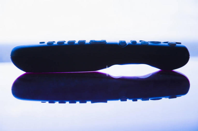 无人,横图,室内,特写,白天,正面,桌面,桌子,静物,阴影,反射,影子,开关,一个,按钮,遥控器,摄影,影棚,单个,控制,调节,按键,彩图,影棚拍摄,拍摄