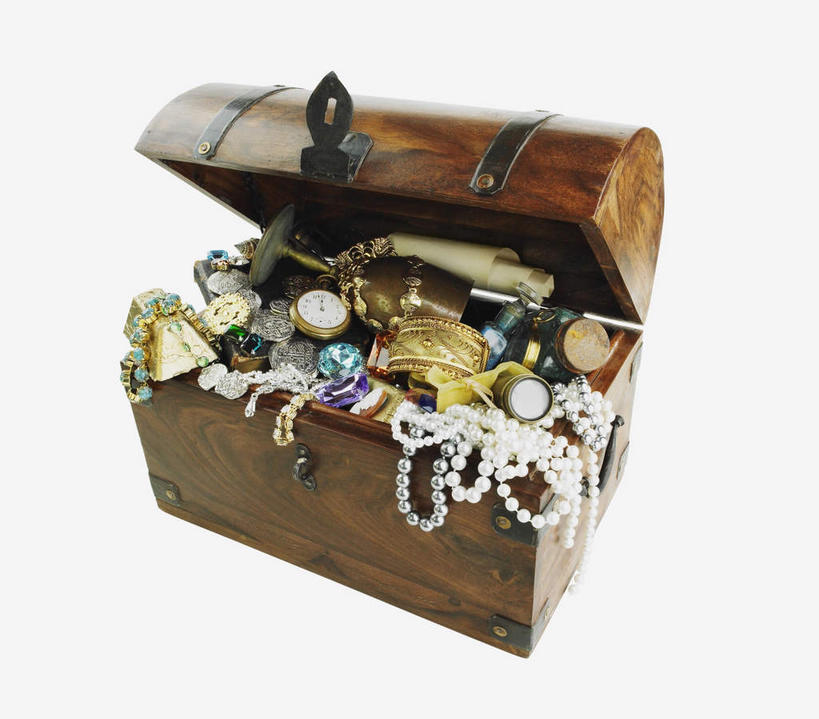 无人,横图,俯视,室内,特写,白天,白色背景,爱情,奢侈,复古,静物,项链,珠宝,一堆,许多,阴影,堆叠,堆积,时间,反射,金属,木制,沙子,时钟,影子,很多,计时,黄金,怀表,装饰品,一个,木制品,容器,饰品,手链,首饰,箱子,钟表,表,摄影,手镯,影棚,单个,储藏,堆,挂表,昂贵,贵重,储存,坚定,镯子,信念,贵金属,约定,宝贵,匣子,钟,彩图,高角度拍摄,影棚拍摄,拍摄,百宝箱,首饰箱,贮存,金子