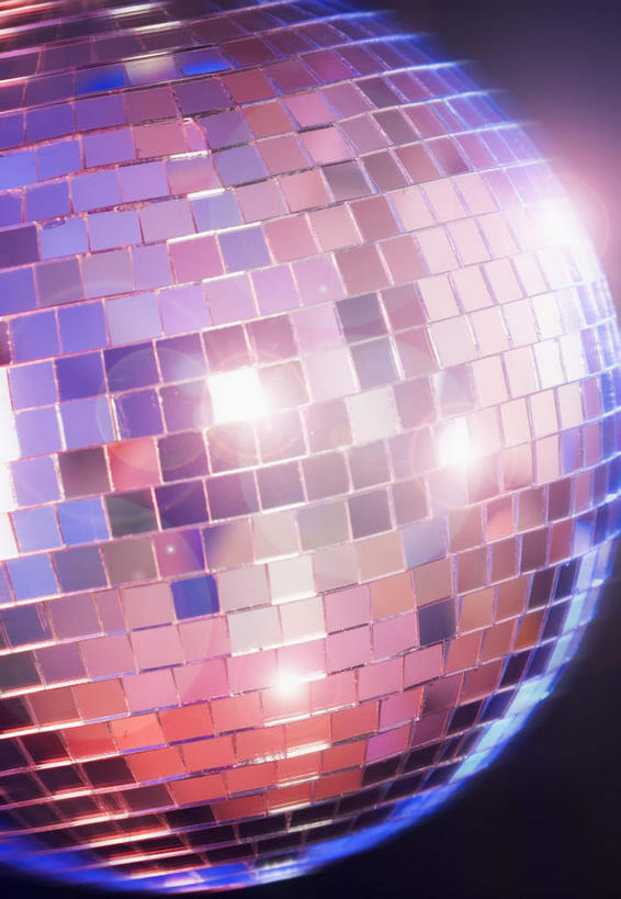 无人,竖图,室内,特写,夜晚,正面,聚会,奢侈,夜生活,静物,照明,阴影,朦胧,模糊,光线,影子,灯光,娱乐,灯,灯具,休闲,放松,夜店,照亮,照明设备,迪厅,夜总会,迪斯科球,迪斯科灯,镜面球,镜球,舞厅球,彩图