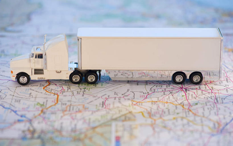 无人,横图,俯视,室内,特写,白天,游戏,道路,卡车,静物,地图,玩具,阴影,反射,信息,影子,集装箱,交通,玩,方向,娱乐,休闲,益智,集装箱车,引导,指引,活动,货车,发泄,消遣,智力,货运车,宣泄,载重汽车,玩耍,嬉戏,彩图,高角度拍摄,导航