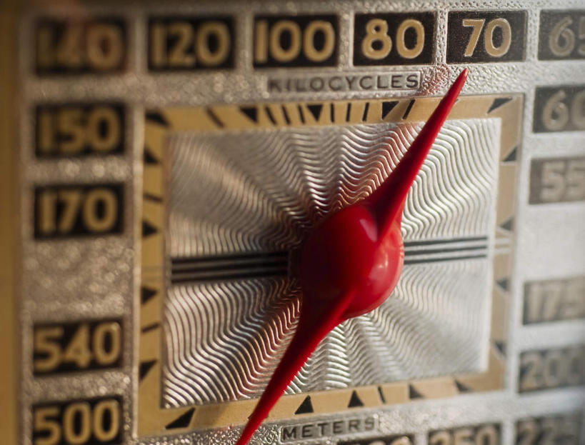 无人,横图,室内,特写,白天,正面,静物,标志,数字,文字,字符,指针,设备,标识,收音机,摄影,阿拉伯数字,影棚,信号,无线电,广播,仪表盘,无线电技术,彩图,影棚拍摄,拍摄