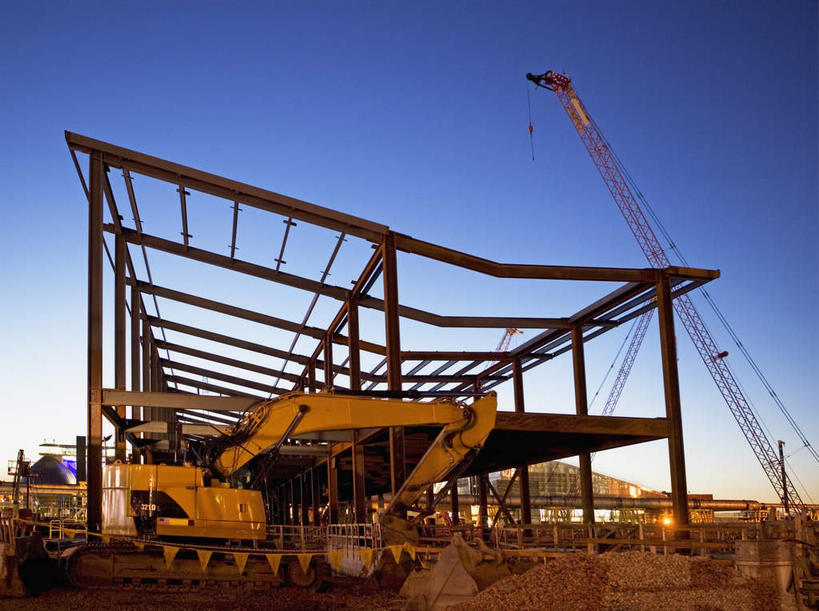 无人,横图,室外,白天,仰视,度假,技术,美景,城市风光,城市,建筑,汽车,纽约,美国,阴影,光线,影子,景观,娱乐,设备,车,施工,蓝色,蓝天,天空,阳光,建筑工地,交通工具,天,享受,休闲,机械,起重机,工程车,景色,放松,晴朗,挖掘机,工程,北美,北美洲,载具,美洲,挖土机,纽约州,万里无云,帝国之州,帝国州,北亚美利加洲,亚美利加洲,地盘,建筑地盘,施工地盘,交通运输,农用机械,晴空,晴空万里,彩图,低角度拍摄,工地