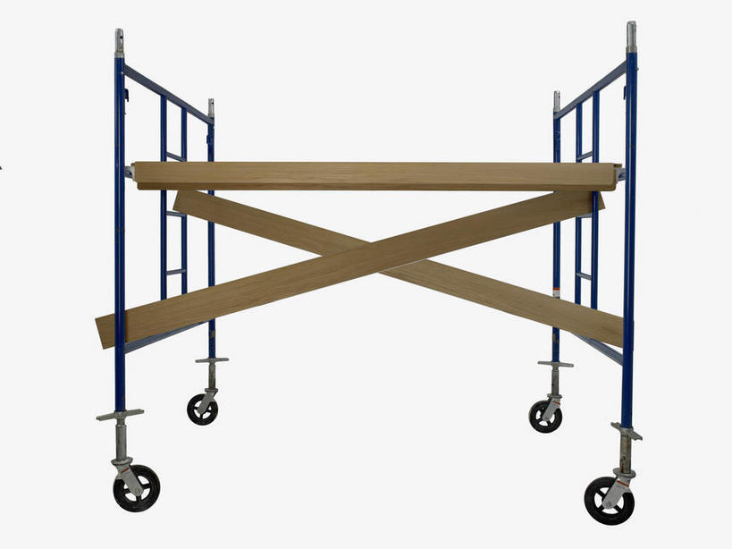 无人,栏杆,横图,室内,特写,白天,白色背景,正面,静物,阴影,反射,轮子,影子,围栏,护栏,摄影,影棚,彩图,影棚拍摄,拍摄