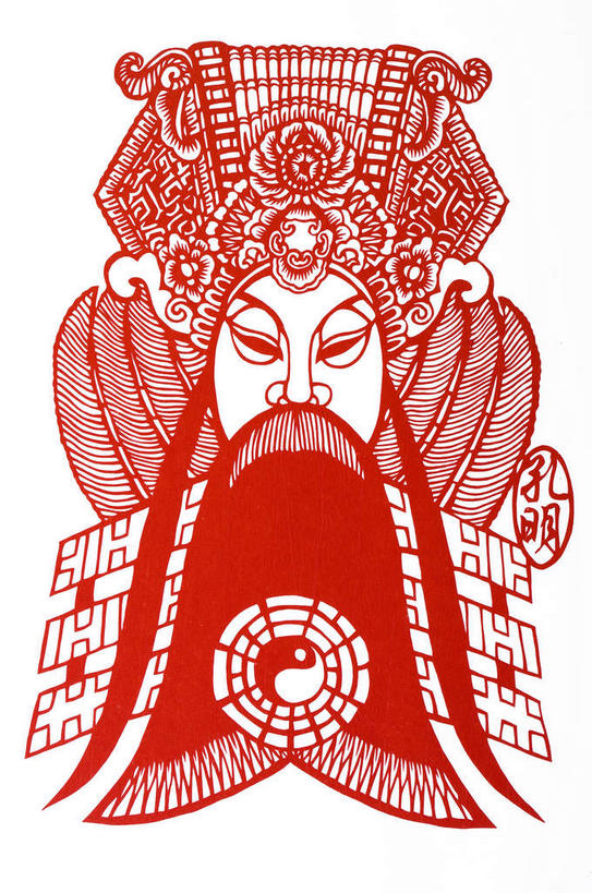东方人,脸,头,脸颊,胡须,一个人,无人,竖图,室内,特写,白天,白色背景,正面,静物,亚洲,仅一个男性,仅一个人,仅一个中年男性,一张,艺术,纸艺,手工艺品,黄种人,文化,红色,纸制品,工艺品,剪纸,高雅,中国文化,京剧,戏曲,国粹,窗花,皮黄,自信心,品位,剪画,刻纸,男人,男性,中年男性,亚洲人,头部,胡子,络腮胡,脸部,脸蛋,面部,半身,彩图,国剧,京戏,平剧,中国戏曲,传统文化