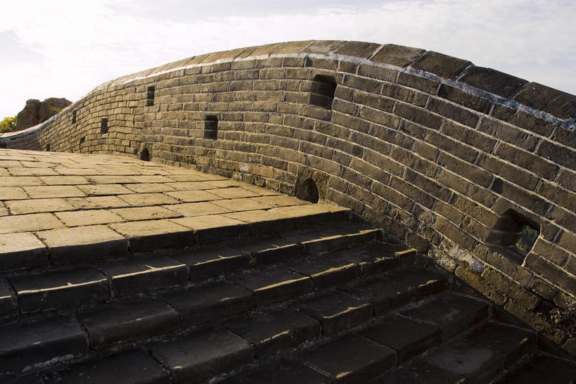 无人,横图,室外,白天,正面,旅游,度假,名胜古迹,楼梯,标志建筑,地标,建筑,北京,长城,中国,亚洲,阴影,遗迹,光线,影子,阶梯,墙,首都,古迹,文物,娱乐,建设,城墙,古建筑,墙壁,墙面,台阶,天空,阳光,天,享受,休闲,旅游胜地,放松,坚硬,万里长城,防御,古文明,东亚,中华人民共和国,北京市,京,北平,华北地区,河北,河北省,冀,密云县,承德,承德市,坚固,金山岭长城,金山岭,滦平县,彩图,密云