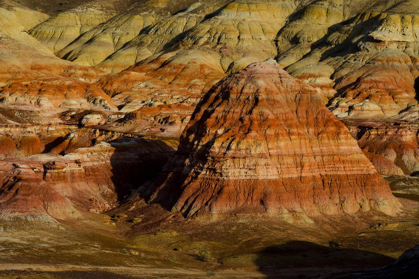 无人,横图,俯视,室外,白天,旅游,度假,石头,美景,山,山脉,峡谷,中国,亚洲,阴影,光线,纹路,石子,纹理,影子,景观,山峰,悬崖,山谷,山峦,娱乐,阳光,自然,群山,享受,休闲,景色,放松,岩层,自然风光,东亚,新疆,肌理,中华人民共和国,绝壁,新疆维吾尔自治区,西北地区,石块,岩石,彩图,高角度拍摄,准噶尔,准噶尔盆地,新,五彩湾,准噶尔盆地五彩城
