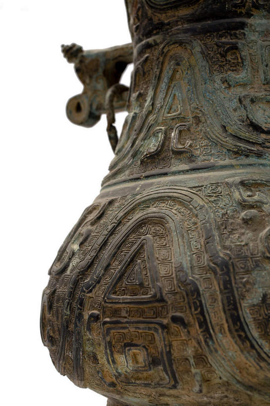 无人,竖图,室内,特写,白天,白色背景,正面,静物,金属制品,金属,壶,水壶,一个,茶壶,摄影,影棚,单个,摄影棚,青铜,青铜器,彩图,影棚拍摄,拍摄,青铜制品,西周颂壶