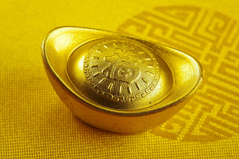 无人,横图,俯视,室内,特写,白天,爱情,奢侈,静物,珠宝,纹路,金属,黄金,一个,金色,单个,昂贵,贵重,坚定,信念,贵金属,约定,宝贵,彩图,高角度拍摄,金子,元宝