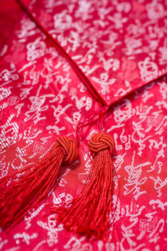 无人,竖图,俯视,室内,特写,白天,静物,艺术,纹路,纹理,手工艺品,文化,一个,红色,工艺品,中国结,单个,高雅,饰物,肌理,自信心,品位,彩图,高角度拍摄