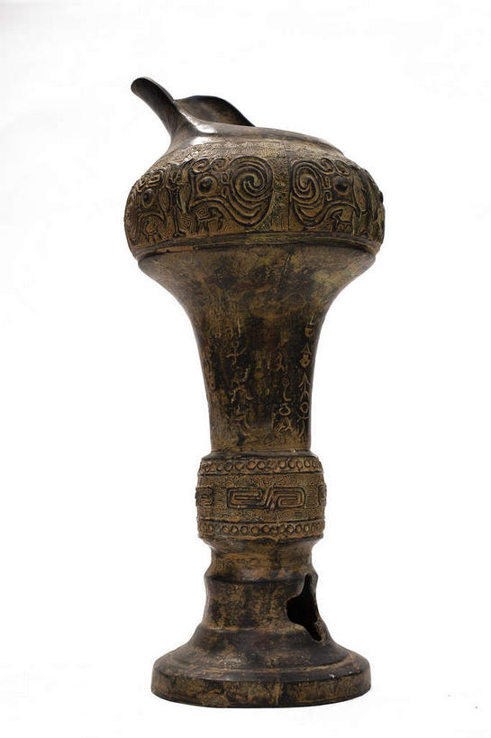 无人,竖图,室内,特写,白天,白色背景,正面,静物,杯子,金属制品,金属,一个,酒杯,摄影,影棚,单个,摄影棚,青铜,青铜器,彩图,影棚拍摄,拍摄,青铜制品,觚