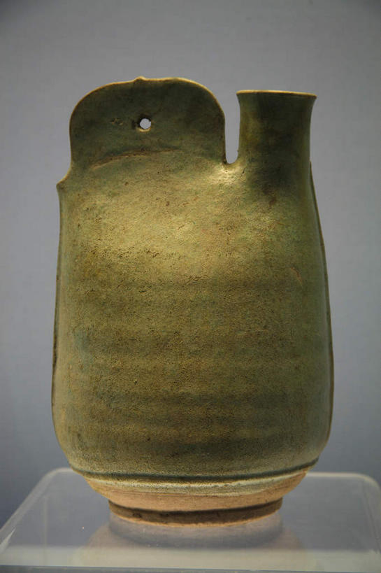 无人,商店,竖图,室内,特写,白天,正面,静物,灰色背景,罐子,玻璃制品,一个,玻璃瓶,瓶子,柜台,展示,摄影,影棚,单个,出售,摄影棚,展示柜,彩图,影棚拍摄,拍摄