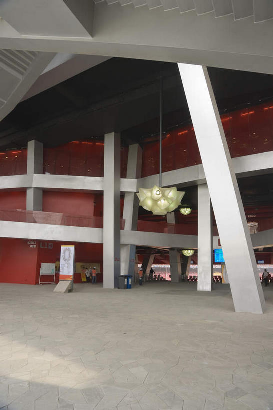 无人,体育馆,公园,运动场,竖图,室外,白天,正面,锻炼,旅游,度假,快乐,比赛,运动,竞争,标志建筑,地标,建筑,北京,中国,亚洲,鸟巢,柱子,墙,地面,首都,娱乐,建设,体育场,墙壁,墙面,享受,休闲,旅游胜地,奥林匹克,奥运,放松,体育运动,东亚,国家体育场,中华人民共和国,北京市,京,北平,华北地区,朝阳区,运动馆,体育,彩图,健身,北京奥林匹克公园,奥运会,奥林匹克运动,北京奥运会,2008年北京奥运会,北京国家体育场,北京奥林匹克体育场