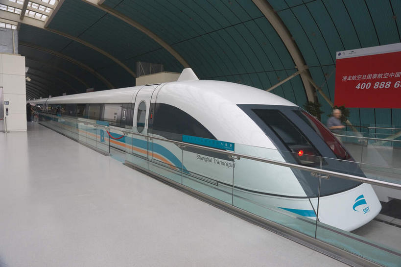 无人,栏杆,横图,室内,白天,正面,度假,美景,城市风光,城市,车站,上海,中国,亚洲,一辆,景观,围栏,地面,站台,停留,娱乐,护栏,月台,车,交通工具,享受,休闲,景色,放松,停止,申,载具,磁悬浮,东亚,上海市,磁悬浮列车,中华人民共和国,沪,华东地区,逗留,停顿,彩图,磁悬浮技术,上海磁悬浮列车