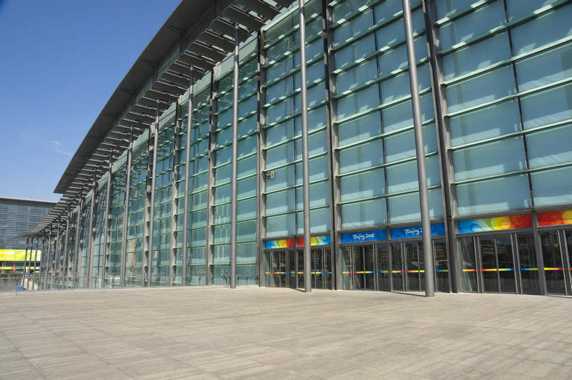 无人,体育馆,公园,运动场,横图,全景,室外,白天,仰视,锻炼,旅游,度假,快乐,比赛,运动,竞争,天际线,窗户,标志建筑,地标,建筑,北京,中国,亚洲,阴影,光线,影子,柱子,墙,首都,娱乐,建设,体育场,玻璃窗,墙壁,墙面,阳光,享受,休闲,旅游胜地,奥林匹克,奥运,放松,体育运动,东亚,中华人民共和国,北京市,京,北平,华北地区,朝阳区,运动馆,体育,彩图,低角度拍摄,健身,北京奥林匹克公园,奥运会,奥林匹克运动,北京奥运会,国家体育馆,2008年北京奥运会