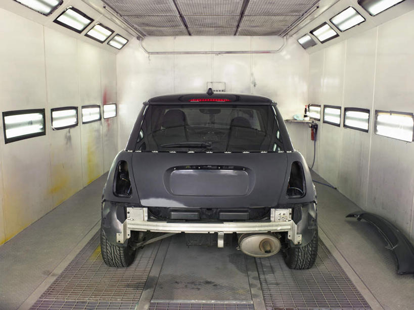 无人,横图,室内,白天,正面,窗户,汽车,照明,灯光,玻璃窗,车,灯,车窗,灯具,交通工具,轿车,警示,车灯,尾灯,照亮,提醒,照明设备,提示,载具,彩图