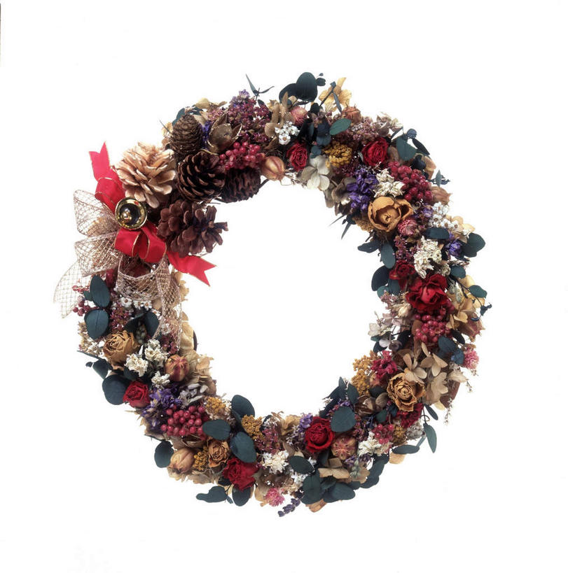 无人,竖图,室内,特写,白天,白色背景,正面,爱情,幸福,纯洁,热情,玫瑰,紫罗兰,许多,装饰,盛开,花环,铃铛,丝绸,丝带,玫瑰花,缎带,浪漫,清凉,花蕾,绸带,花,花瓣,花朵,鲜花,一个,夏天,花苞,花蕊,温暖,温馨,恩爱,摄影,影棚,单个,华丽,修饰,点缀,和睦,感动,永恒,衬托,美观,雅致,雅观,尊敬,质朴,美德,天真,刺玫花,徘徊花,草紫罗兰,草桂花,彩图,影棚拍摄,拍摄,融洽