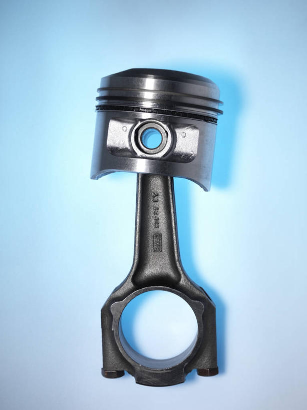 无人,竖图,俯视,室内,特写,白天,纯洁,机器,静物,金属制品,阴影,蓝色背景,反射,金属,影子,银色,一个,发动机,机械,摄影,信仰,影棚,单个,马达,高贵,雅致,电动机,彩图,高角度拍摄,影棚拍摄,拍摄,活塞式发动机,往复式发动机