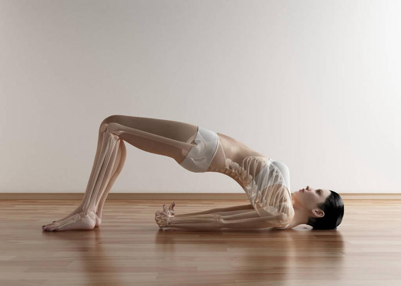 脊髓,骨骼,一个人,无人,躺,闭眼,横图,插画,室内,白天,侧面,锻炼,瑜伽,运动,数码,科技,地板,仅一个年轻女性,仅一个女性,仅一个人,撑,阴影,内裤,内衣,短裤,网络,墙,骨头,地面,高光,几何,计算机图形,合成,图画,光脚,木地板,墙壁,墙面,画,黄色,赤脚,胸罩,文胸,养生,三角裤,电脑合成图,数码合成图,骨架,撑着,合成图,漫画,写实,具体,具象,乳罩,胸衣,桥式,卧着,体育,年轻女性,女人,女性,脊柱,闭眼睛,闭着眼,闭着眼睛,躺着,卧,彩图,全身,健身,三角内裤