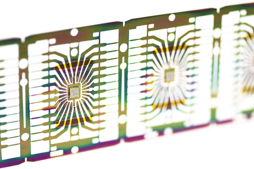 无人,横图,室内,特写,白天,白色背景,正面,数码,科技,连接,阴影,组合,朦胧,模糊,网络,电路板,高光,几何,计算机图形,合成,线路,扩散,链接,芯片,分散,电脑合成图,数码合成图,电脑芯片,拼接,拼凑,写实,具体,具象,拼合,凑集,聚合,撮合,链结,散布,彩图