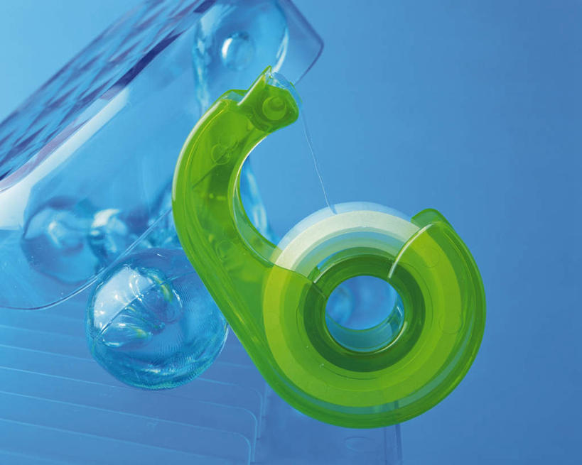 无人,横图,俯视,室内,特写,白天,静物,阴影,蓝色背景,光线,影子,办公用品,一个,阳光,摄影,影棚,单个,文具用品,透明胶,胶带座,彩图,高角度拍摄,影棚拍摄,拍摄