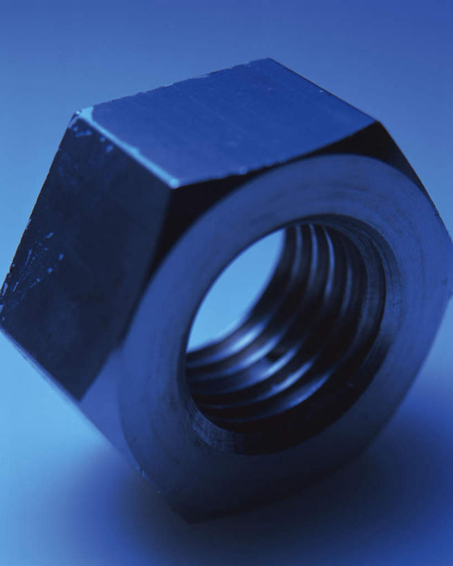 无人,竖图,俯视,室内,特写,白天,桌面,桌子,静物,连接,蓝色背景,组合,一个,摄影,影棚,单个,链接,螺帽,五金,紧固,拼接,拼凑,螺纹,拼合,凑集,聚合,撮合,链结,牢固,彩图,高角度拍摄,影棚拍摄,拍摄