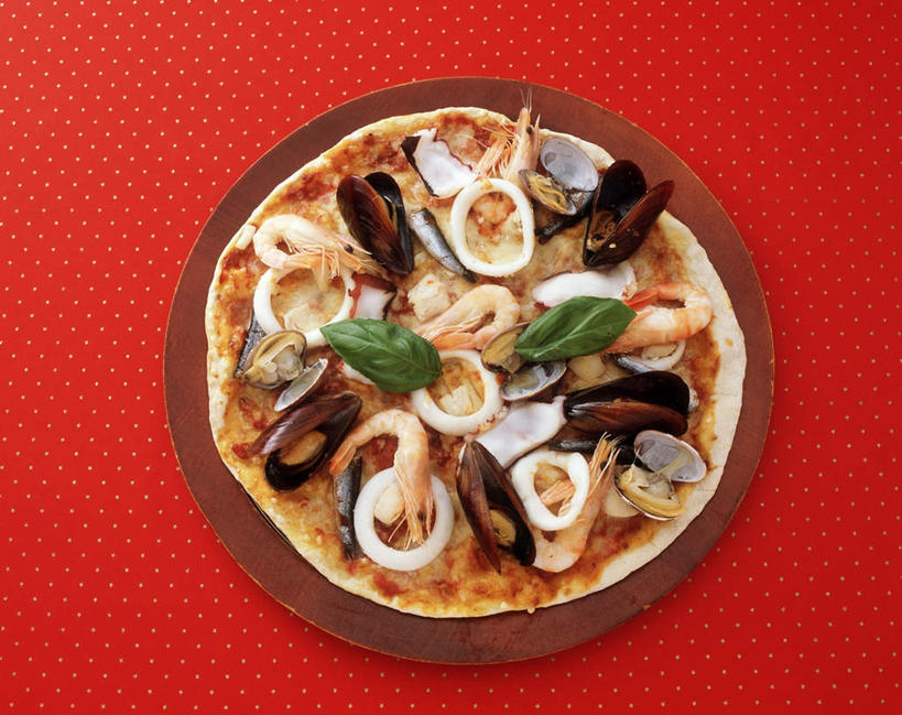 海鲜,无人,餐厅,横图,俯视,室内,特写,白天,烹饪,西餐,餐桌,桌子,鱿鱼,餐具,叶子,碟子,盘,虾,料理,食品,绿叶,水产,菜肴,美食,鱿鱼圈,海洋生物,食物,盘子,碟,嫩叶,西式,摄影,佳肴,影棚,餐台,水生动物,海产品,水生物,海底动物,叶,叶片,柔鱼,枪乌贼,彩图,高角度拍摄,影棚拍摄,拍摄,餐馆,饭店,饭馆