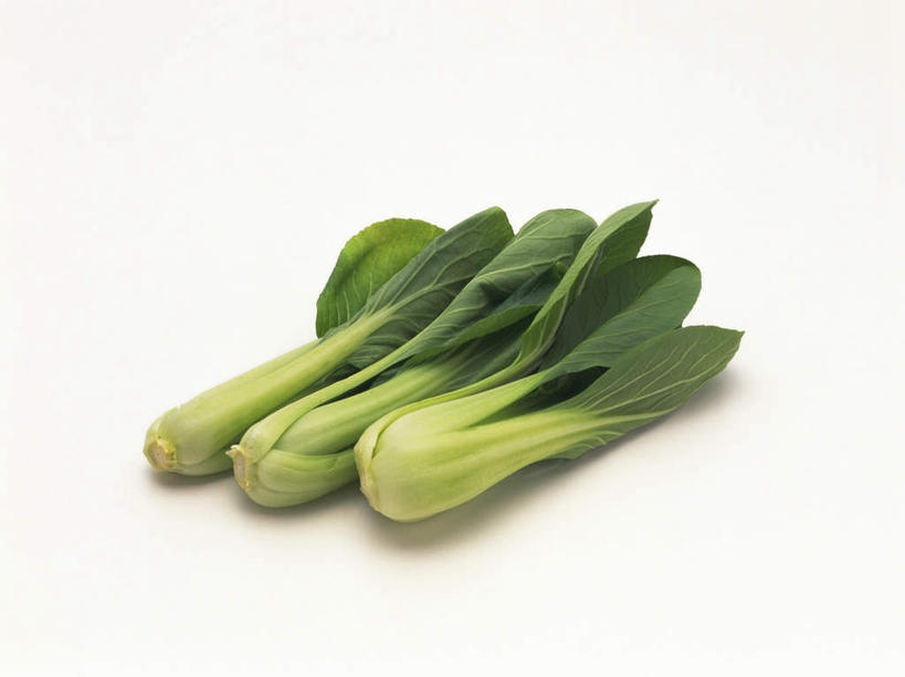 无人,横图,俯视,室内,特写,白天,白色背景,植物,蔬菜,叶子,三棵,一排,新鲜,整齐,青菜,食品,绿叶,食物,排列,三个,绿色,嫩叶,摄影,有机食品,绿色食品,影棚,生长,成长,队列,叶,叶片,彩图,高角度拍摄,影棚拍摄,拍摄