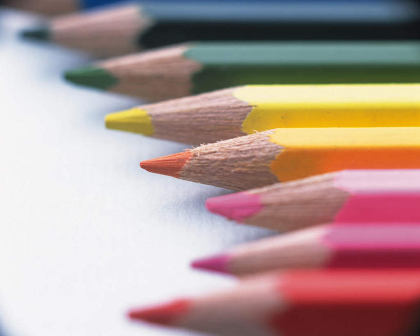 无人,横图,彩色,室内,特写,白天,侧面,静物,一排,许多,阴影,朦胧,模糊,整齐,反射,笔,影子,办公用品,文具,排列,学习用品,笔芯,文具用品,尖锐,队列,彩图