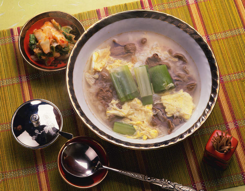 泡菜,无人,横图,俯视,室内,特写,白天,烹饪,蔬菜,蒜,洋葱,叶子,一堆,许多,堆叠,堆积,新鲜,牙签,蛋,调味,肉,香料,佐料,料理,食品,绿叶,韩式,白菜,菜肴,美食,肉类,食物,垫子,汤勺,碗,嫩叶,摄影,佳肴,有机食品,绿色食品,影棚,堆,配料,韩国料理,肉食,韩式料理,作料,叶,叶片,圆葱,洋葱头,小蒜,球葱,大蒜,彩图,高角度拍摄,影棚拍摄,拍摄