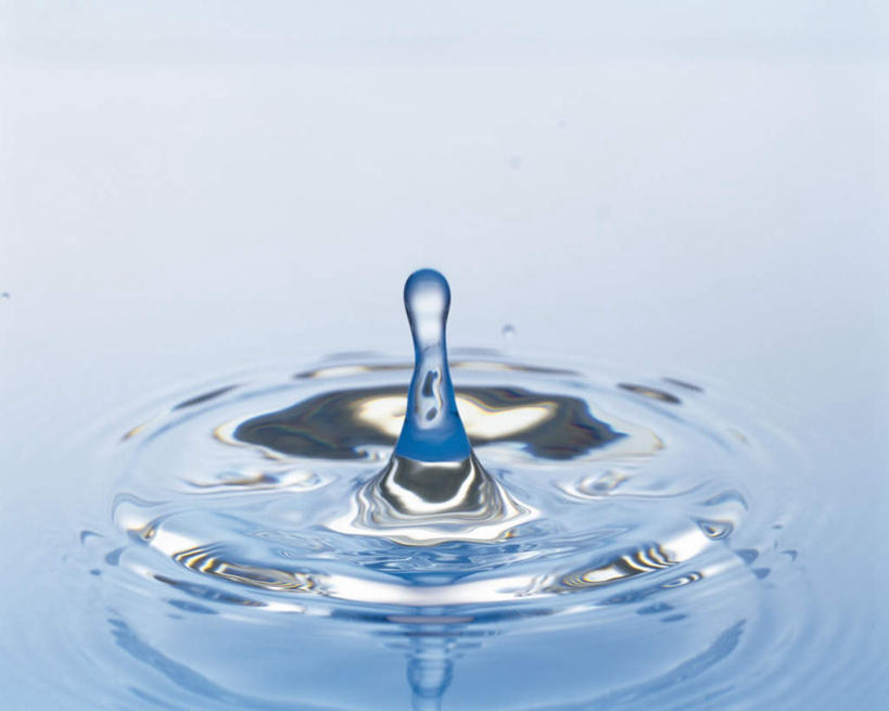 无人,横图,俯视,室内,特写,白天,水,阴影,波纹,飞溅,蓝色背景,溅,光线,液体,影子,圆圈,水滴,水面,滴落,水珠,水纹,阳光,波浪,摄影,流动,影棚,喷洒,彩图,高角度拍摄,影棚拍摄,拍摄