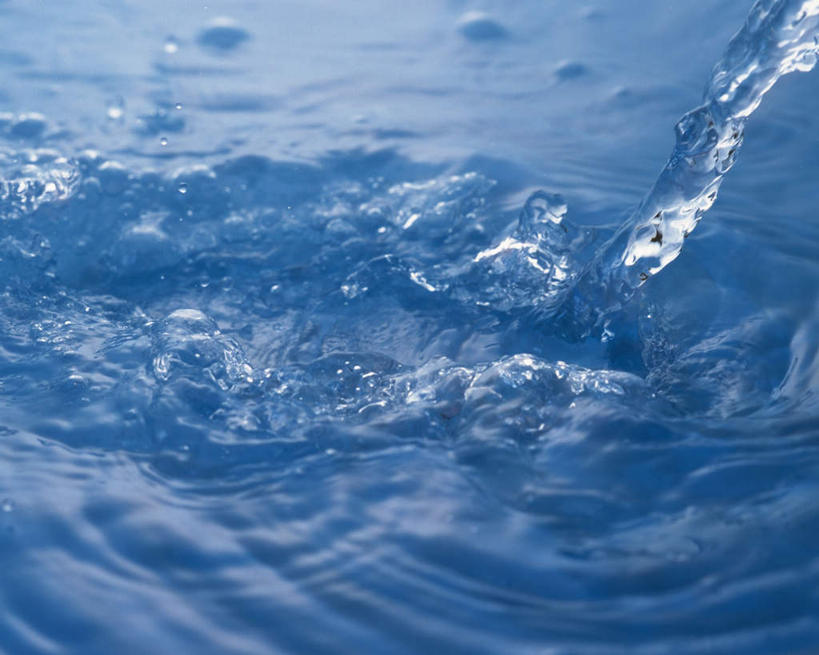 无人,横图,俯视,室内,特写,白天,水,阴影,波纹,飞溅,溅,光线,液体,影子,水滴,水花,水面,滴落,水珠,水纹,阳光,波浪,摄影,流动,影棚,喷洒,彩图,高角度拍摄,影棚拍摄,拍摄