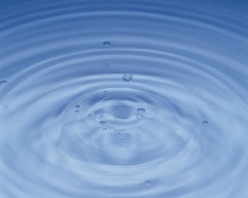 无人,横图,俯视,室内,特写,白天,水,许多,阴影,波纹,飞溅,溅,围绕,反射,液体,影子,圆圈,水滴,水面,滴落,水珠,排列,水纹,波浪,队列,喷洒,彩图,高角度拍摄